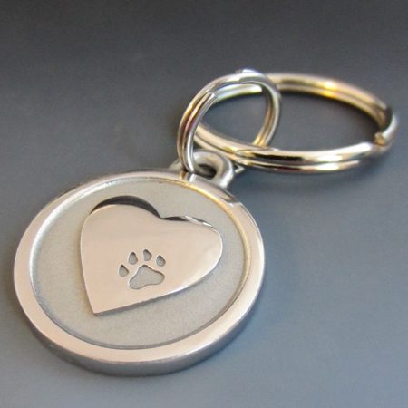 small stainless steel pet memorium heart keychain